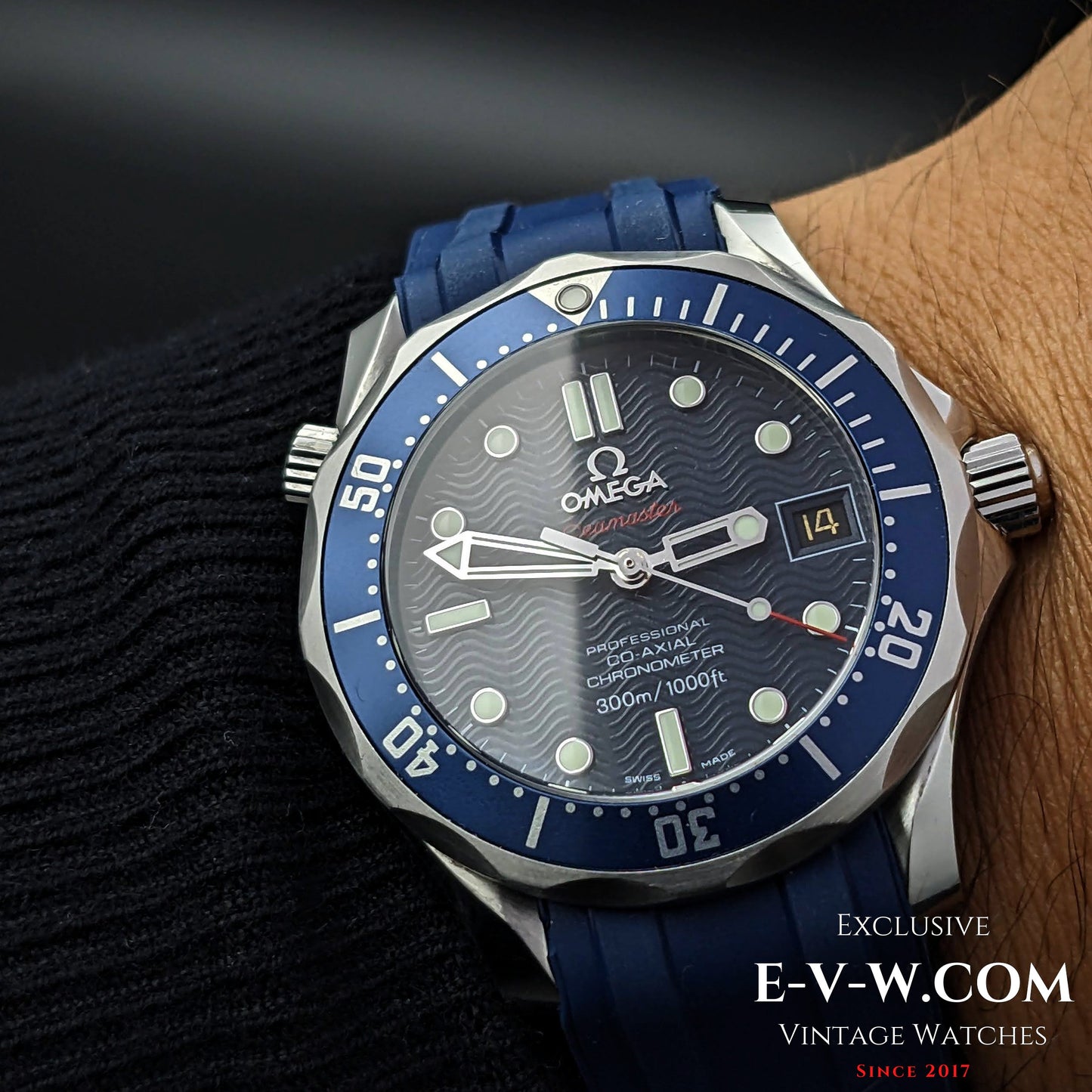 Omega Seamaster Diver 300 M PROFESSIONAL CO-AXIAL CHRONOMETER 300 M / Rare inscription sur le boîtier « NOT FOR SALE »