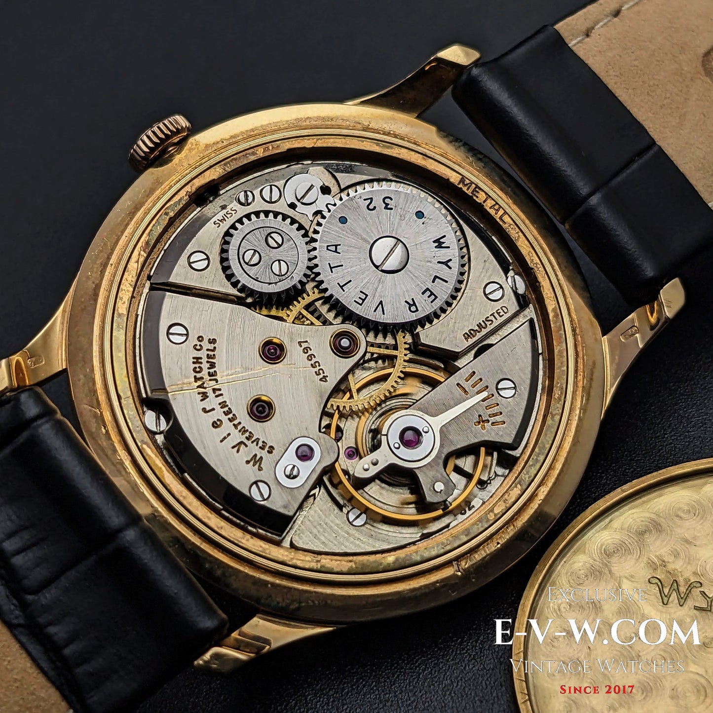 Montre Wyler Vetta Rare Incaflex en or massif 18 carats / Cal. 32 / Vintage années 1960