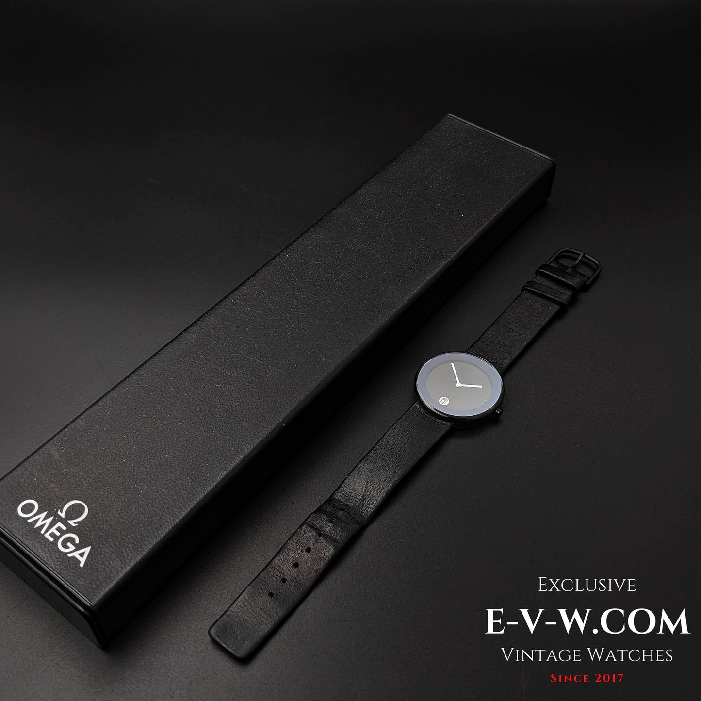 Omega « ART COLLECTION 1987 » très rare / Design : Camille Graeser / Céramique / Pièce unique 