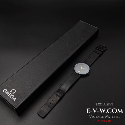 Omega « ART COLLECTION 1987 » très rare / Design : Camille Graeser / Céramique / Pièce unique 