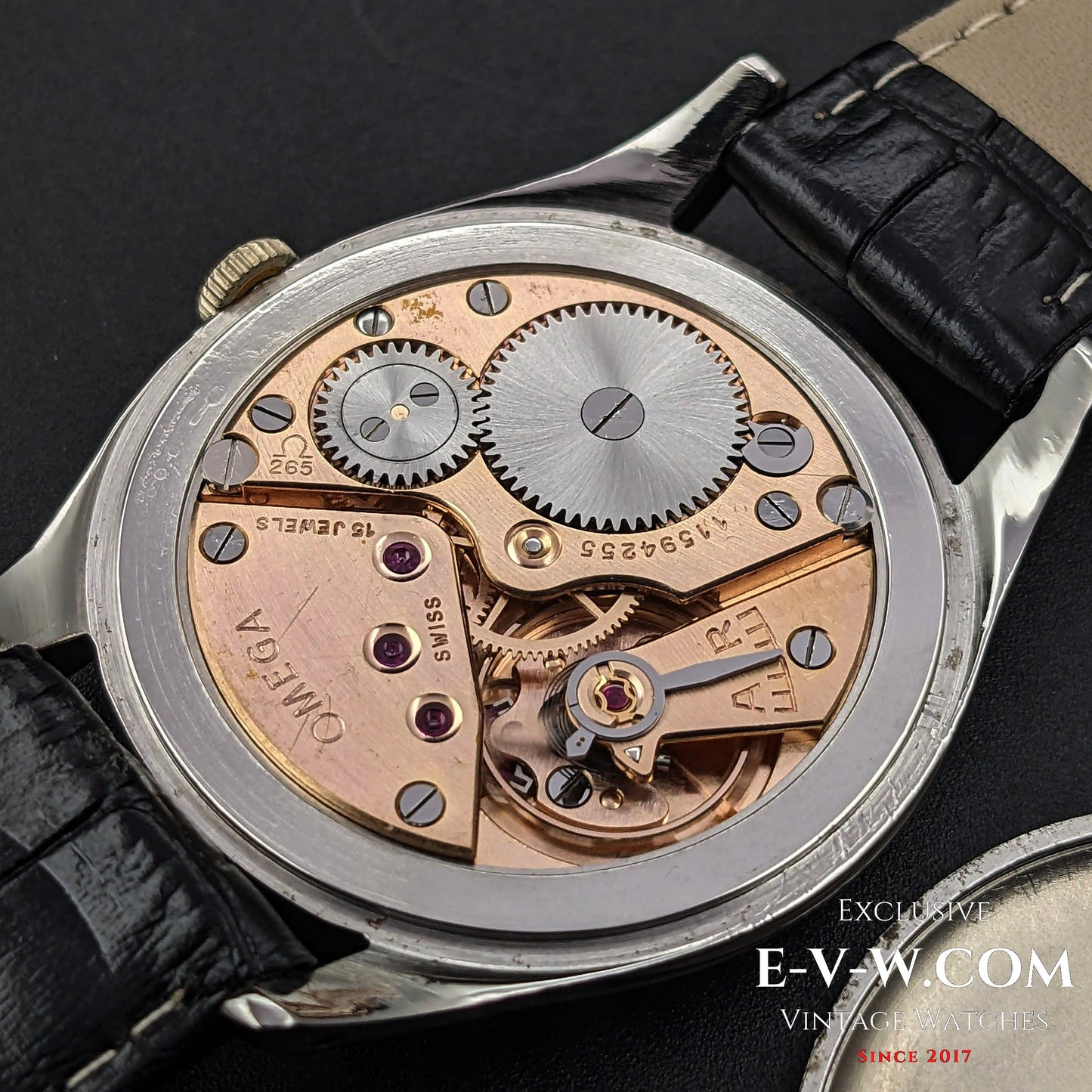 76 Years Old Vintage Omega Jumbo 38,5mm / Oversize /  Ref. 2505-4 / Cal. 265 (30T2) / Vintage 1947