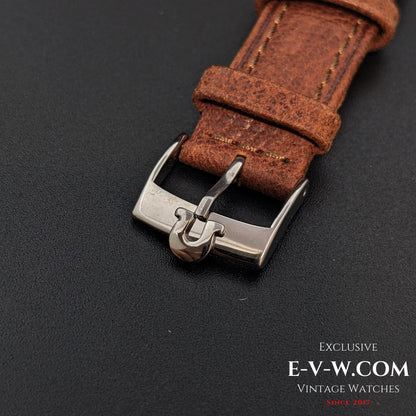 Omega vintage de 70 ans, cadran sectoriel / Jumbo / Réf. 2505 / Cal. 266 (30T2) / Année 1954