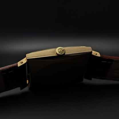 Omega DE VILLE Automatique Vintage / Carrée / Plaqué Or / Réf. 161.021 / Cal. 711 Ultra-mince / Année 1964