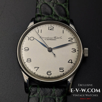 Montre IWC Schaffhausen vintage de plus de 80 ans, Seconde Guerre mondiale / Calibre 89 / Années 1940 / Révisée