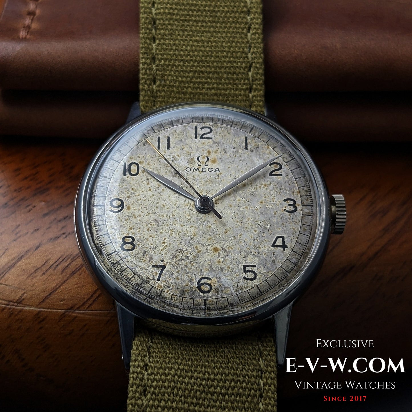 Environ 80 ans — Omega 30T2 Seconde Guerre mondiale « style Calatrava » | Réf. 2349/3 | Cal. 30T2 SC | Vers 1944 | Révisée 