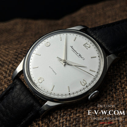 63 ans — IWC Schaffhausen — Automatique — Cal. 853 — Année 1962 — Révisée