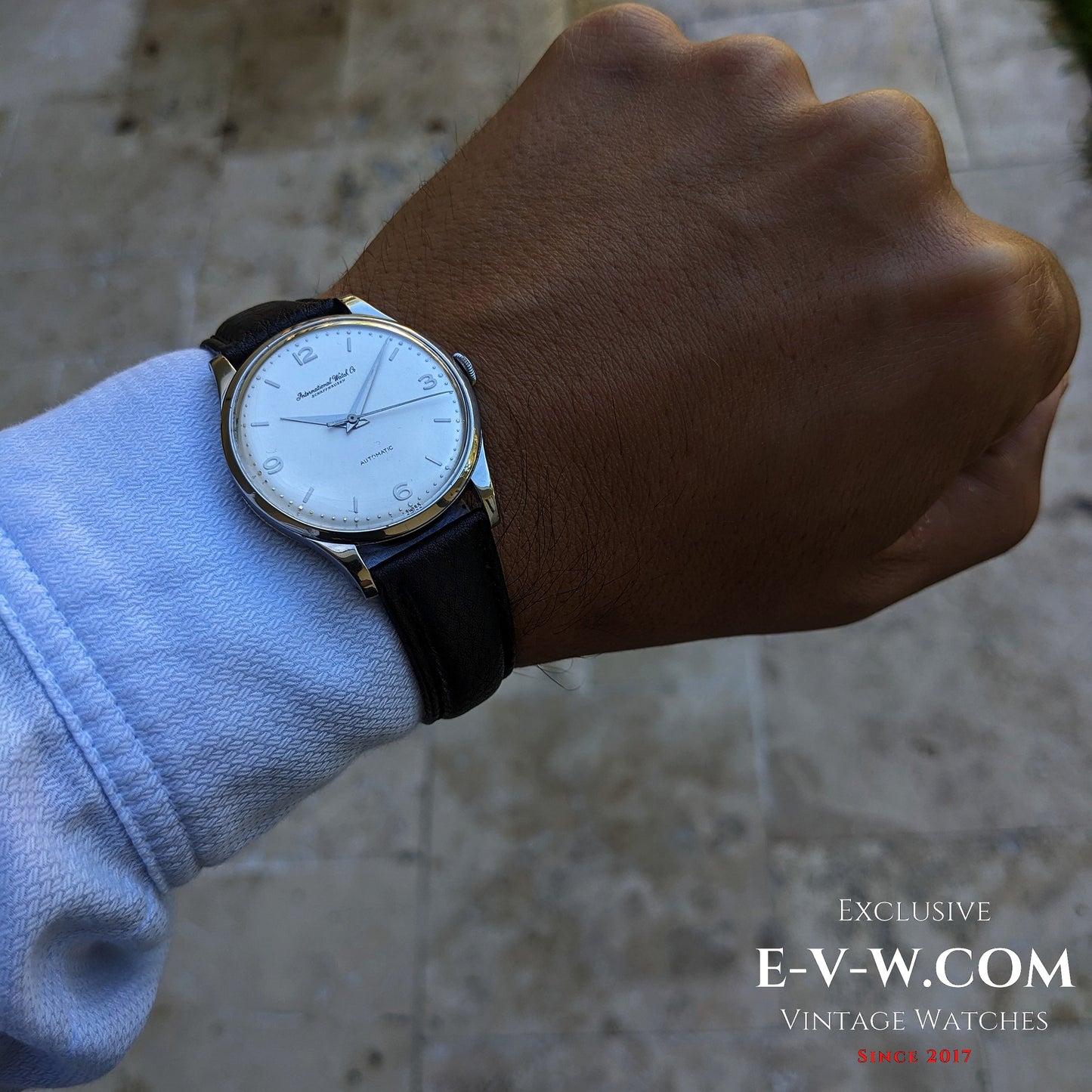 63 ans — IWC Schaffhausen — Automatique — Cal. 853 — Année 1962 — Révisée