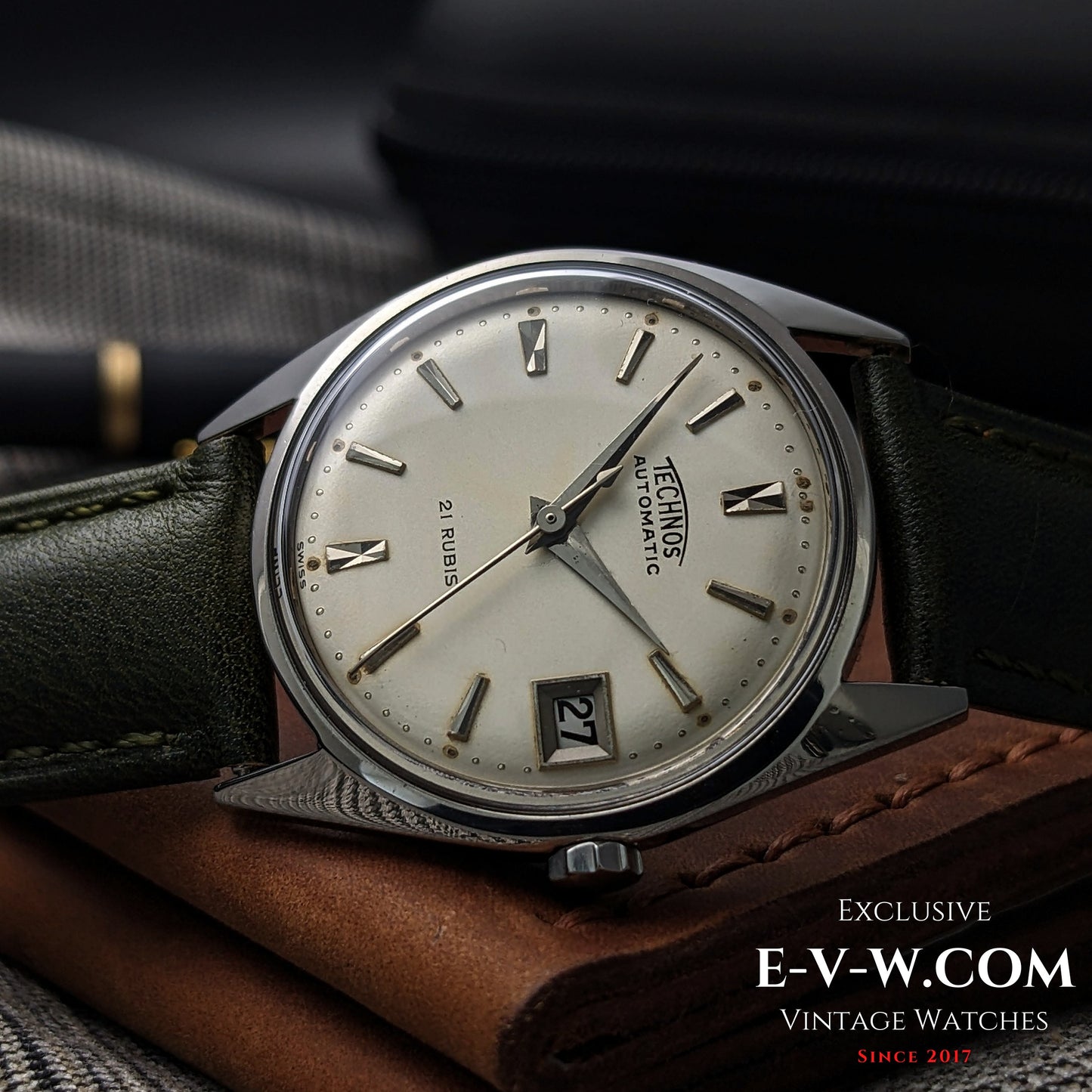 Années 1960 — Technos — Automatique — 2452 — ETA 2452 — Modèle des années 1960 — Révisée