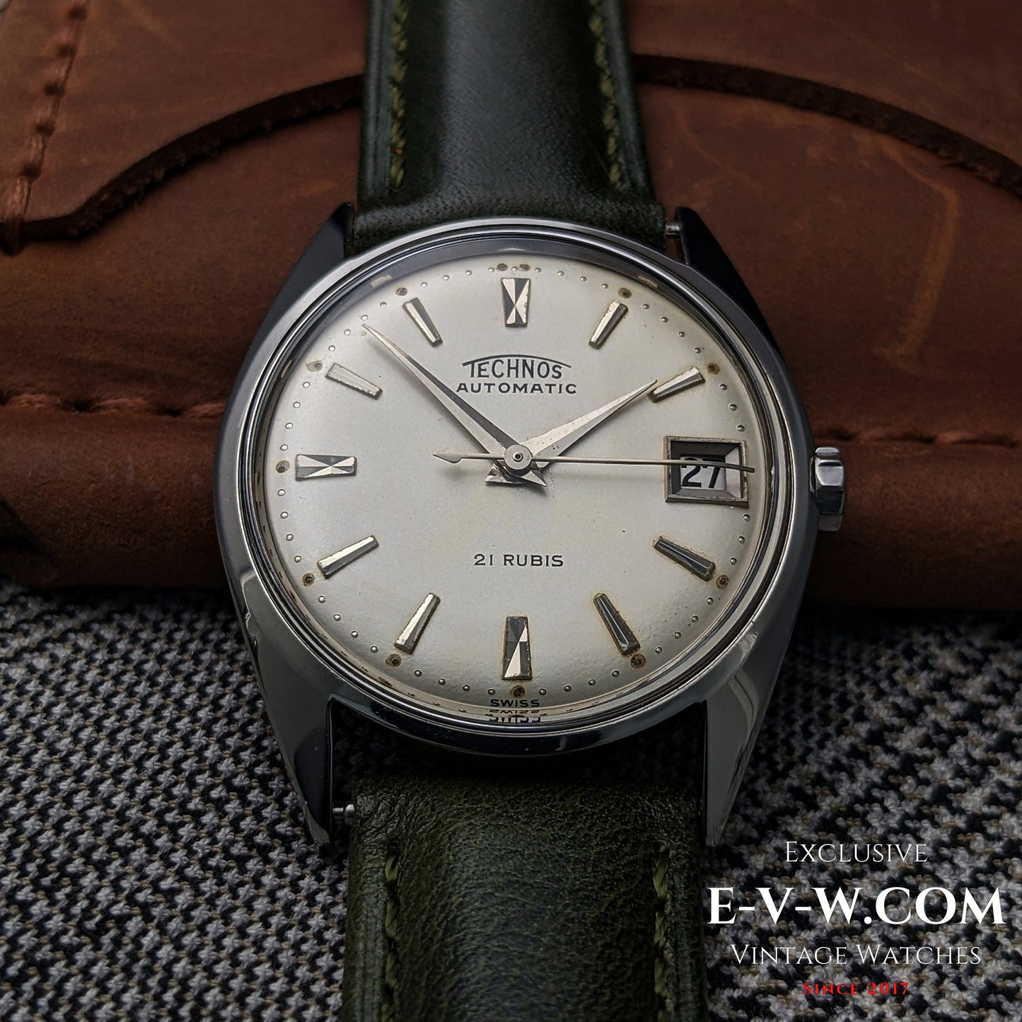 Années 1960 — Technos — Automatique — 2452 — ETA 2452 — Modèle des années 1960 — Révisée