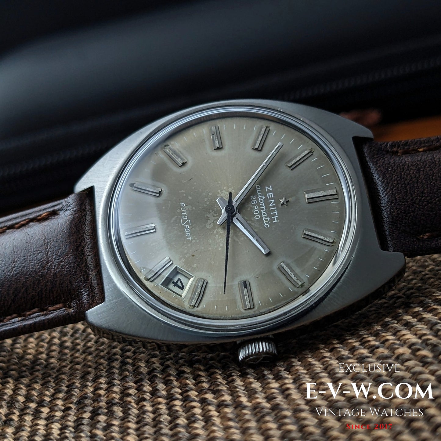 Début des années 1970 — Zenith — Automatique AutoSport — GR720001 — 2562PC — Années 1970 — Révisée