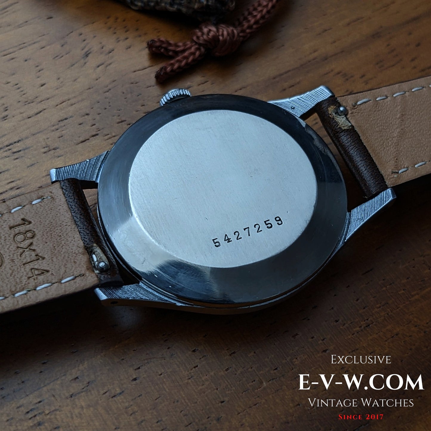 Années 1950 — DOXA — Antimagnétique — Cal. 380 FFR — Modèle des années 1950 — Révisé