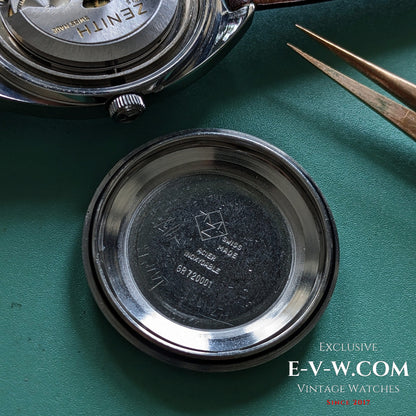 Début des années 1970 — Zenith — Automatique AutoSport — GR720001 — 2562PC — Années 1970 — Révisée