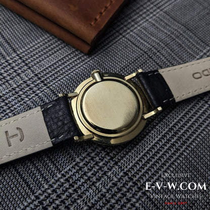 71 ans - Omega plaqué or 14 carats - Réf. N-6255 - Calibre 302 - Année 1954 - Révisée