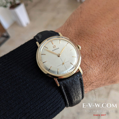 71 ans - Omega plaqué or 14 carats - Réf. N-6255 - Calibre 302 - Année 1954 - Révisée