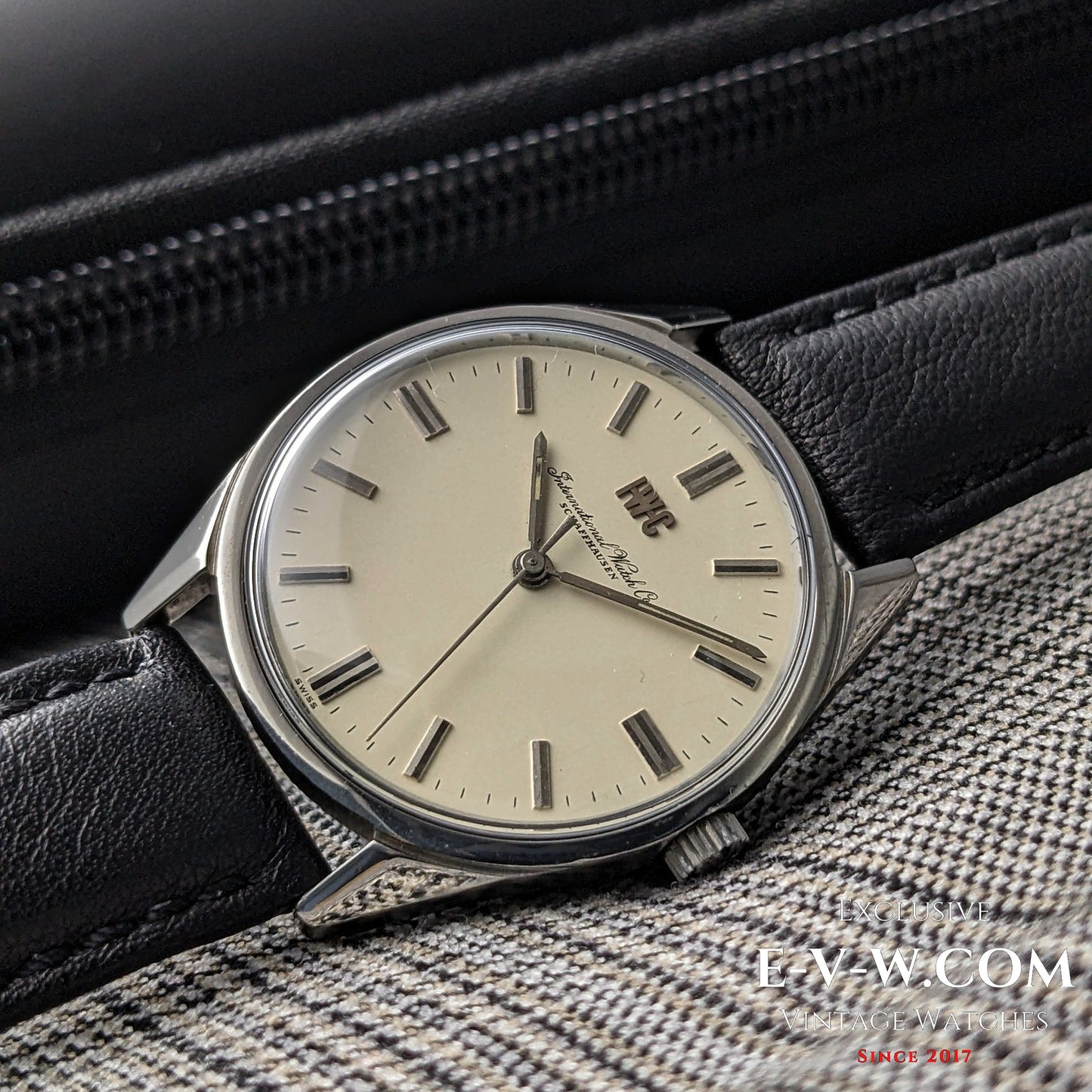 56 ans — IWC Schaffhausen - R 810 — Cal. 89 — Millésime 1969 — Révisée