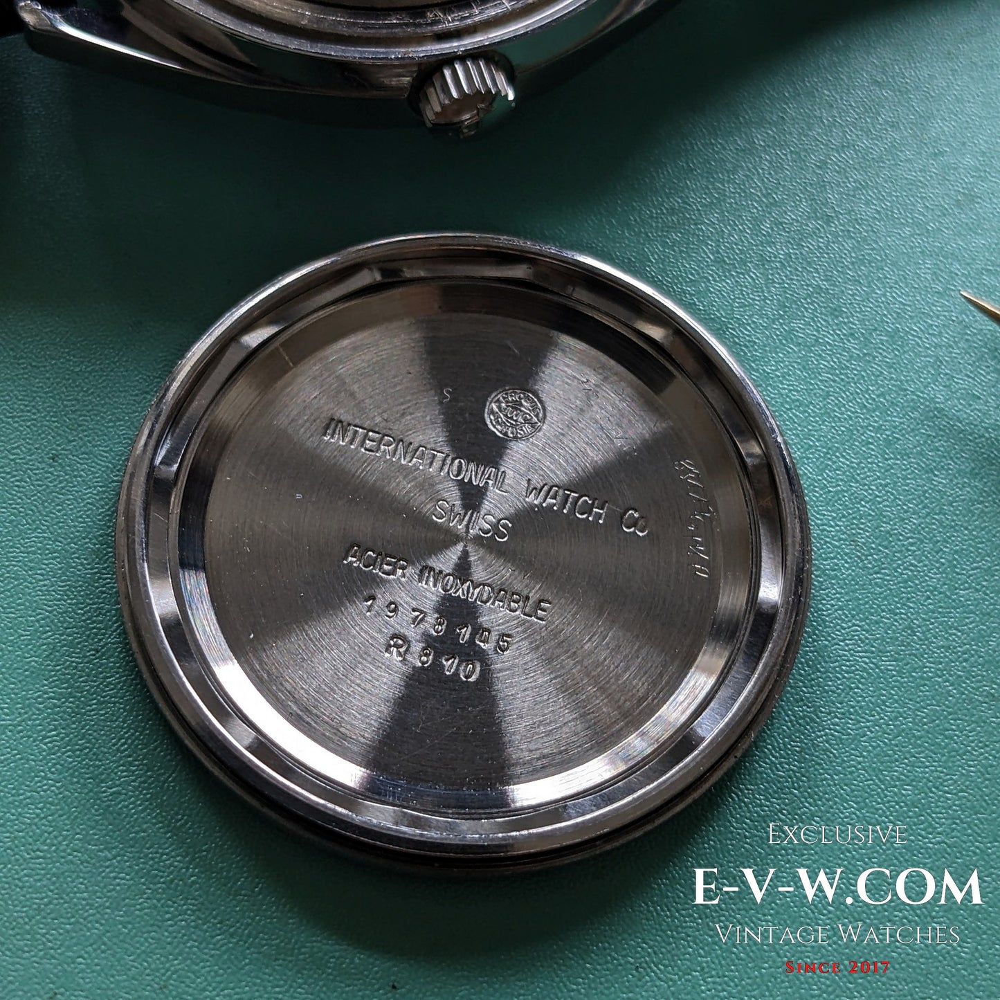 56 ans — IWC Schaffhausen - R 810 — Cal. 89 — Millésime 1969 — Révisée