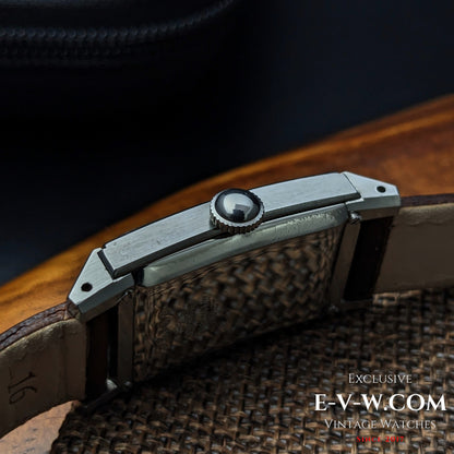 Wyler Tank Superior Antimagnétique Vintage 85 ans / Cal. Wyler Suisse / Vintage années 1940