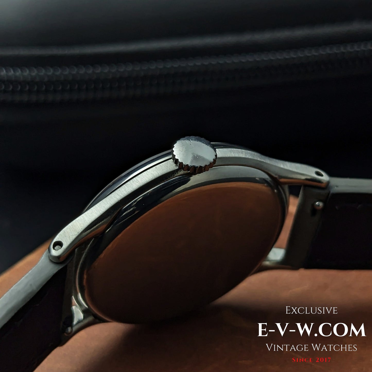 Omega de la Seconde Guerre mondiale (81 ans) | Réf. CK 2317 / 10 | Cal. 30T2PC | Année 1944 | Révisée