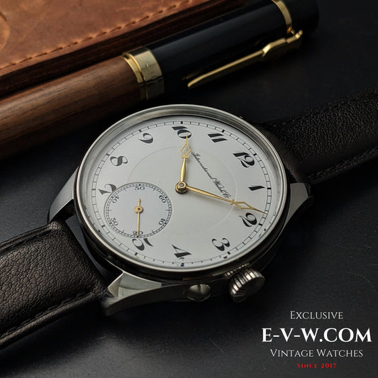 Mouvement de montre de poche IWC Shaffhausen calibre 66, datant de 1917 et vieux de 108 ans. Révisé.