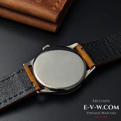 Omega 26.5SOBT2 d'avant-guerre, élégante montre à cadran sectoriel de style Calatrava, millésime 1939, 86 ans / Révisée