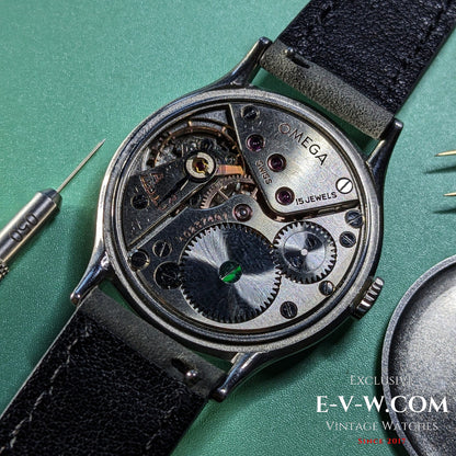 Omega de la Seconde Guerre mondiale (81 ans) | Réf. CK 2317 / 10 | Cal. 30T2PC | Année 1944 | Révisée