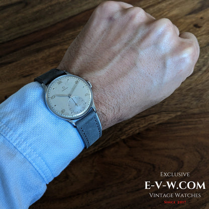 Omega de la Seconde Guerre mondiale (81 ans) | Réf. CK 2317 / 10 | Cal. 30T2PC | Année 1944 | Révisée