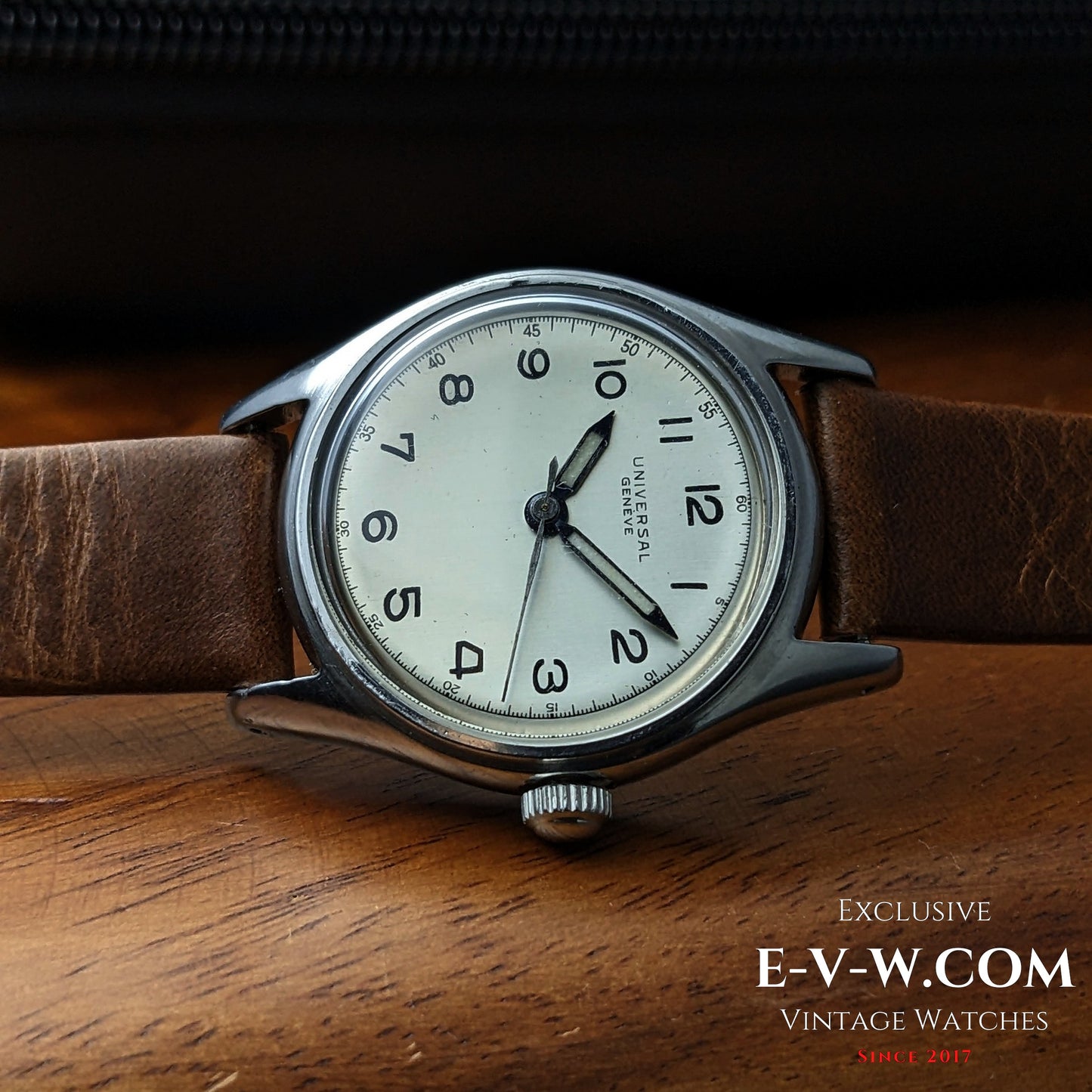 Universal Genève style guerre années 1940 | Réf. 20508 | Cal. 267 | Années 1940 | Révisée