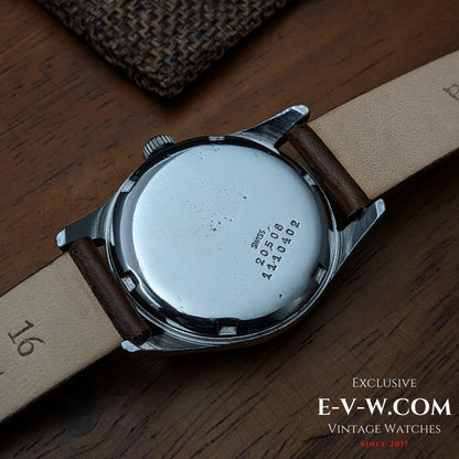 Universal Genève style guerre années 1940 | Réf. 20508 | Cal. 267 | Années 1940 | Révisée