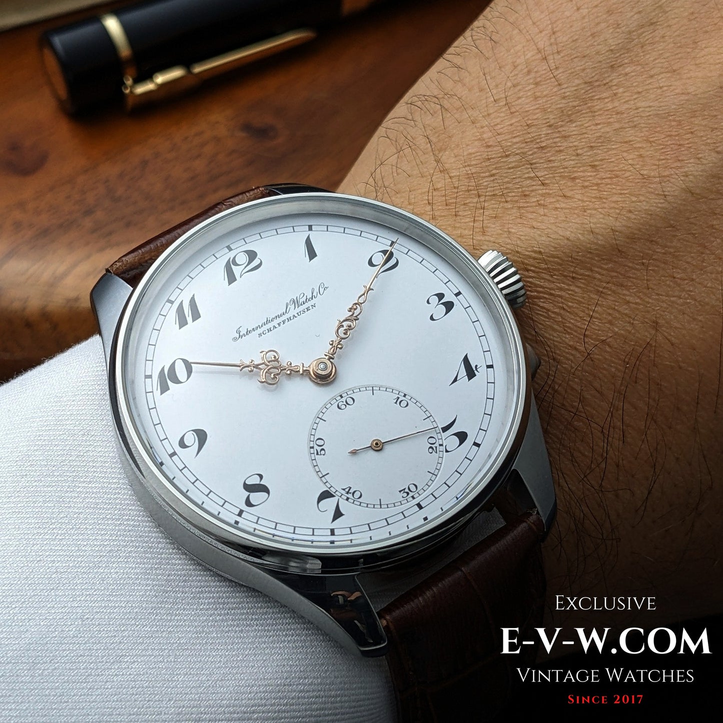 IWC Schaffhausen de 117 ans | Transformation de montre de poche en montre-bracelet | Cal. 53 SAv (48,3 cm H 16,5 cm) | Modèle ancien de 1908 | Révisée