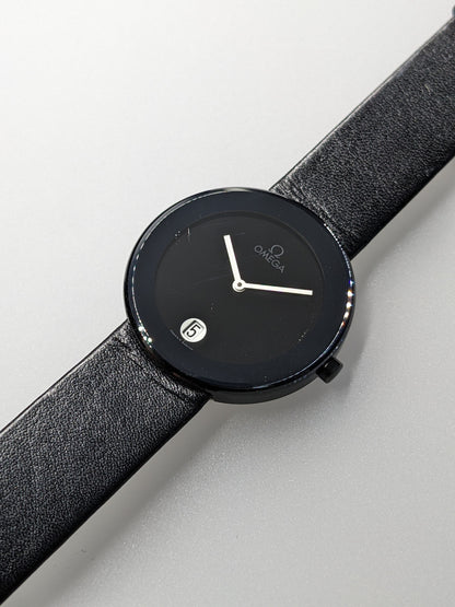 Omega « ART COLLECTION 1987 » très rare / Design : Camille Graeser / Céramique / Pièce unique 