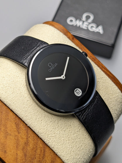 Omega « ART COLLECTION 1987 » très rare / Design : Camille Graeser / Céramique / Pièce unique 