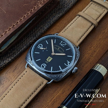 Transformation ancienne Eberhard &amp; Co des années 1920, avec mouvement de montre de poche à 18 rubis et fond transparent.