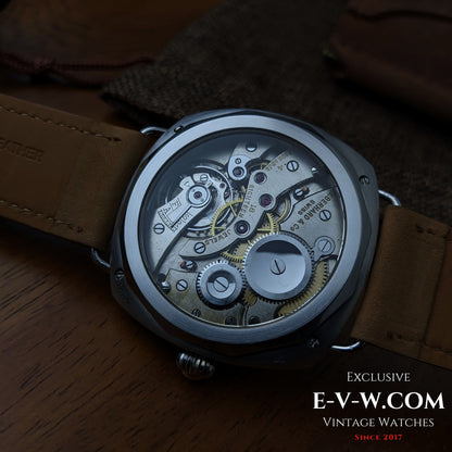 Transformation ancienne Eberhard &amp; Co des années 1920, avec mouvement de montre de poche à 18 rubis et fond transparent.