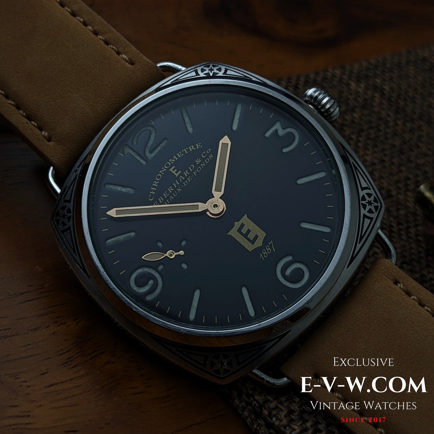 Transformation ancienne Eberhard &amp; Co des années 1920, avec mouvement de montre de poche à 18 rubis et fond transparent.