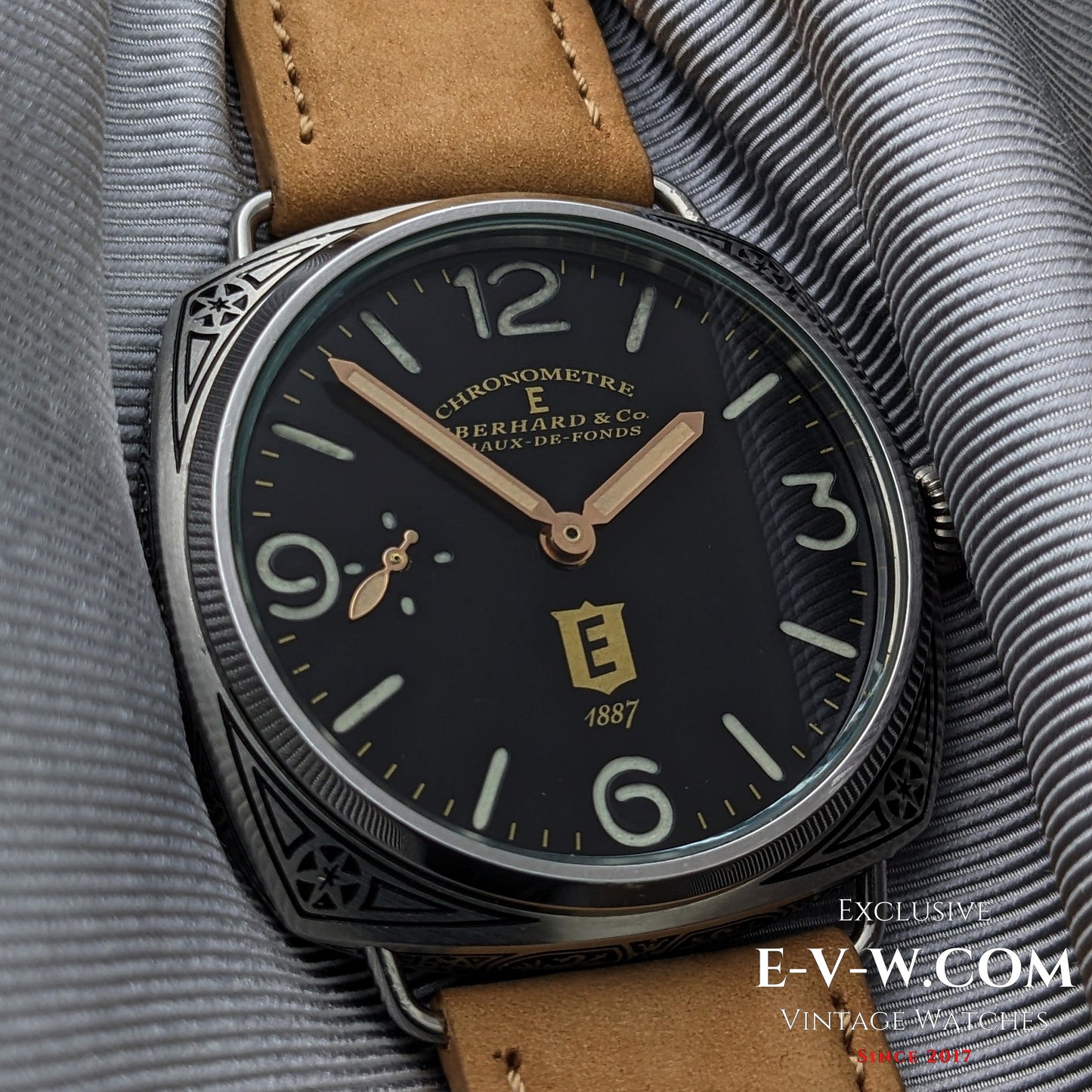 Transformation ancienne Eberhard &amp; Co des années 1920, avec mouvement de montre de poche à 18 rubis et fond transparent.