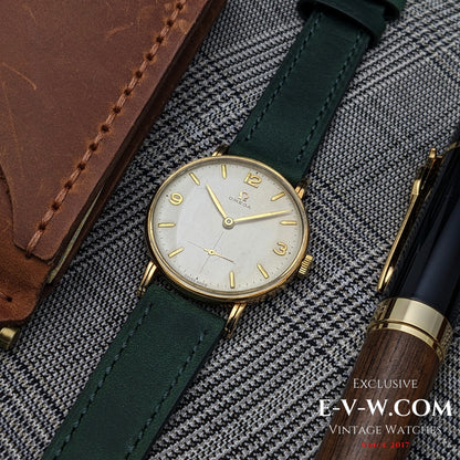 Omega en or 14 carats, 81 ans | Calibre 30T2 PC | Année 1944 | Révisée