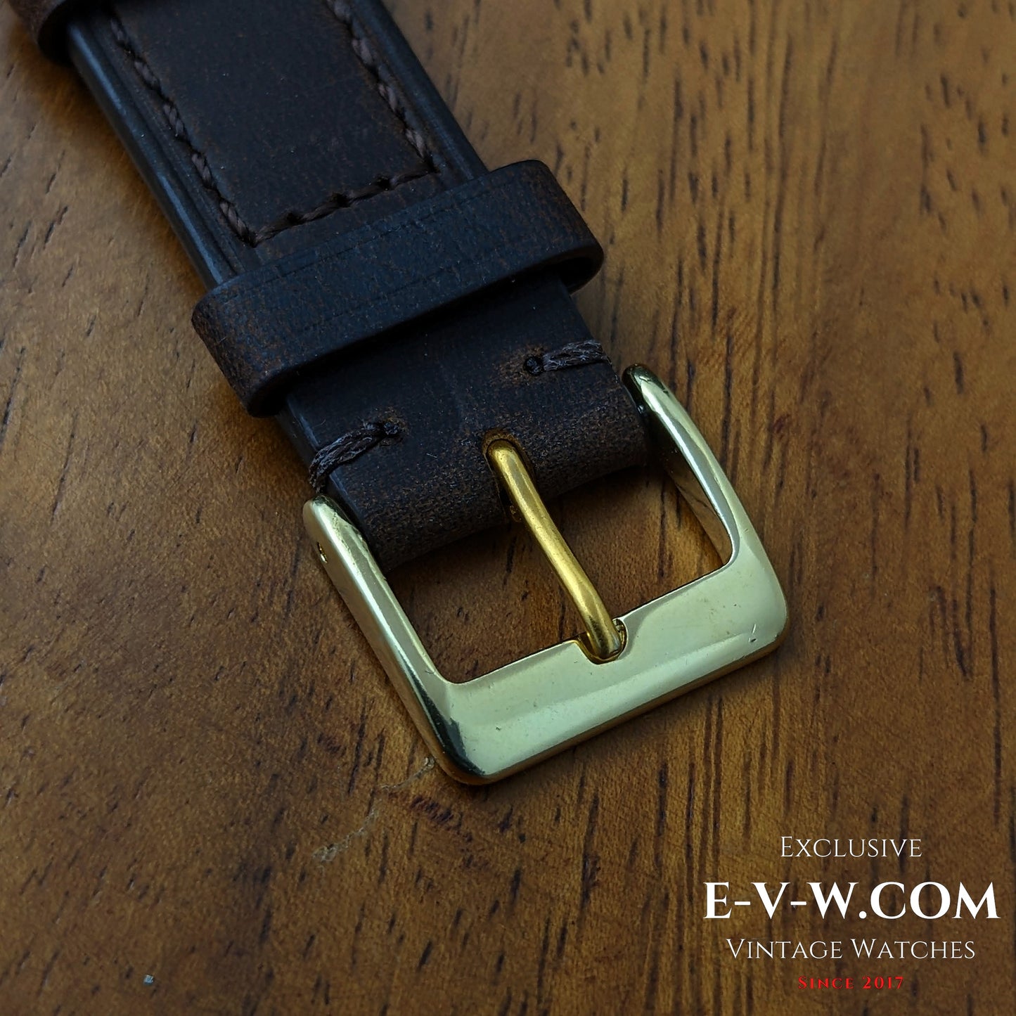 Montre habillée Eberhard &amp; Co en or 18 carats des années 1960 | Rare indicateur de date à roulette | Cal. 236-129 |