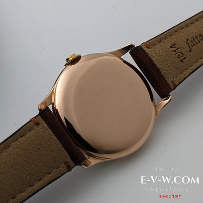 Un chronomètre Rolex ancien exceptionnellement rare, datant d'avant l'ère Oyster / Cal. 530 / Réf. 4139 – Or 14 carats (vers 1943-1946) 