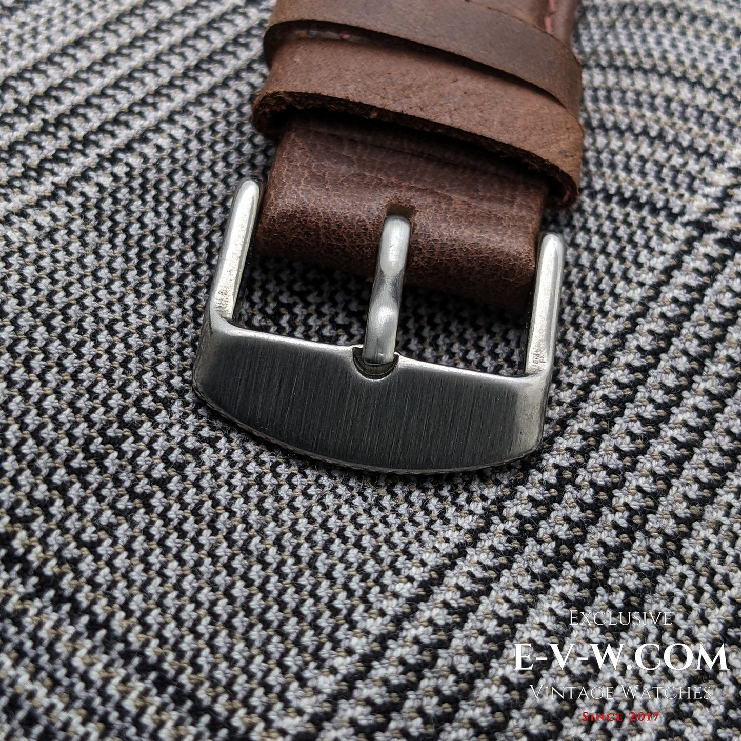 Chronographe Roamer Jumbo des années 1940 | Réf. 2403 | Valjoux 22 | Révisé 