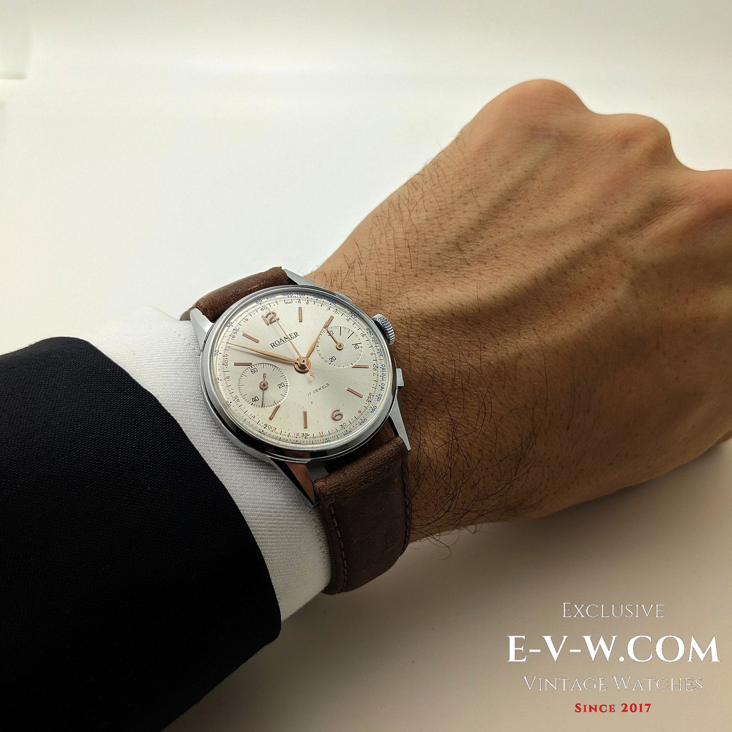 Chronographe Roamer Jumbo des années 1940 | Réf. 2403 | Valjoux 22 | Révisé 