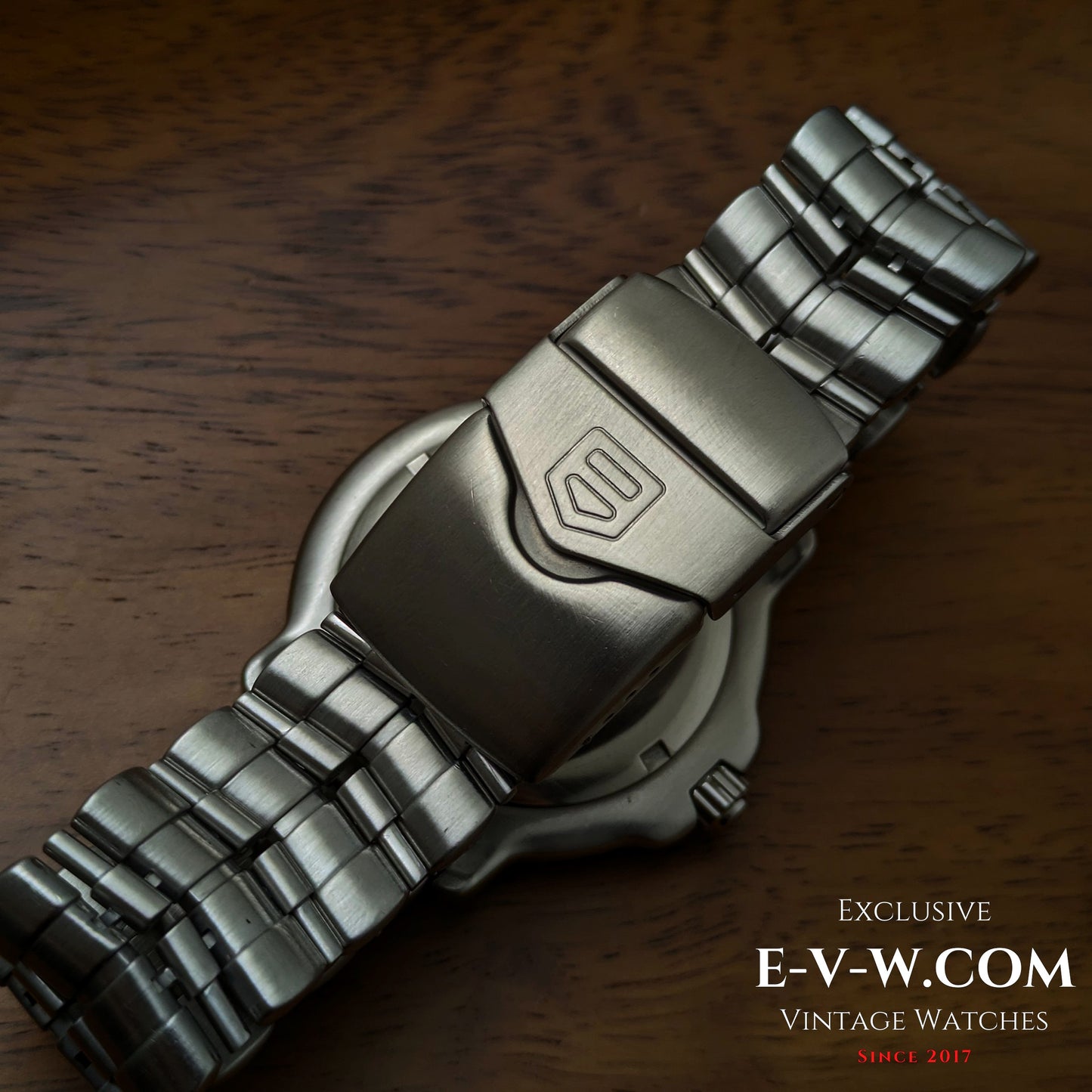 Montre TAG Heuer Professional 200 mètres / série 6000 des années 1990 | Réf. WH1115-K1 