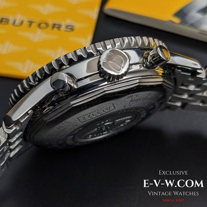 Breitling Old Navitimer A13322 / Ensemble complet / Boîte et papiers 