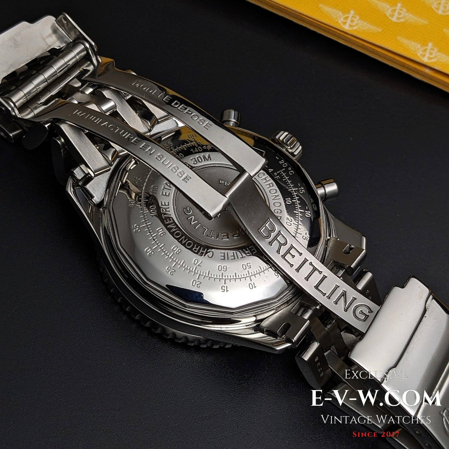 Breitling Old Navitimer A13322 / Ensemble complet / Boîte et papiers 