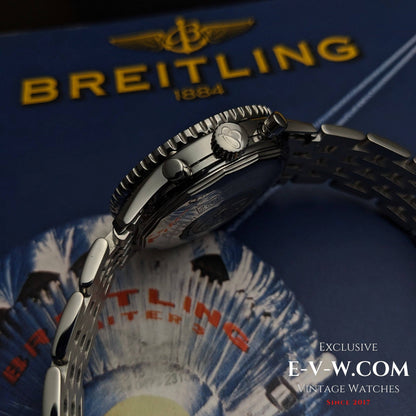 Breitling Old Navitimer A13322 / Ensemble complet / Boîte et papiers 