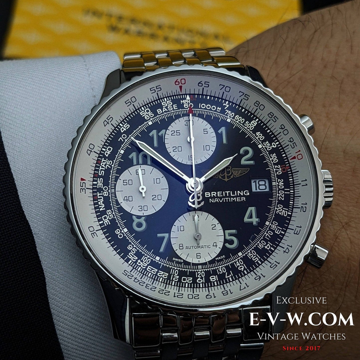 Breitling Old Navitimer A13322 / Ensemble complet / Boîte et papiers 