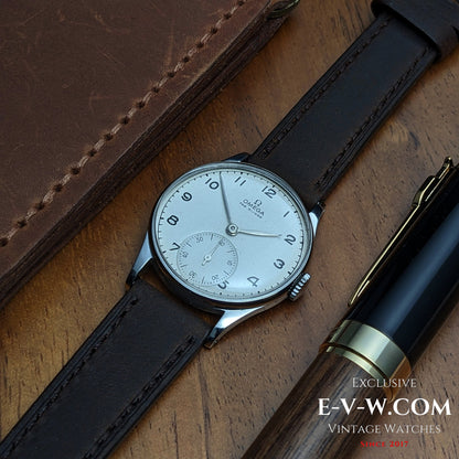 82 ans / Époque de guerre | Omega Vintage Petite Seconde | Réf. 2390 | Cal. 30T2 | Année 1944 | Révisée 