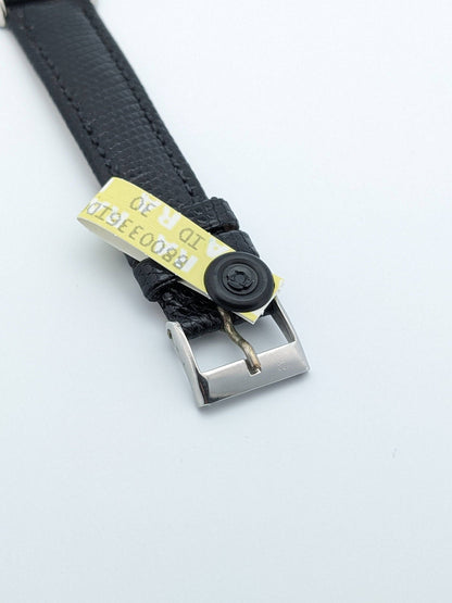 Faites une offre pour acheter cette pièce avant sa sortie officielle / Omega Tank Vintage 1939 