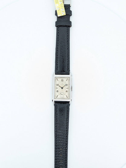 Faites une offre pour acheter cette pièce avant sa sortie officielle / Omega Tank Vintage 1939 