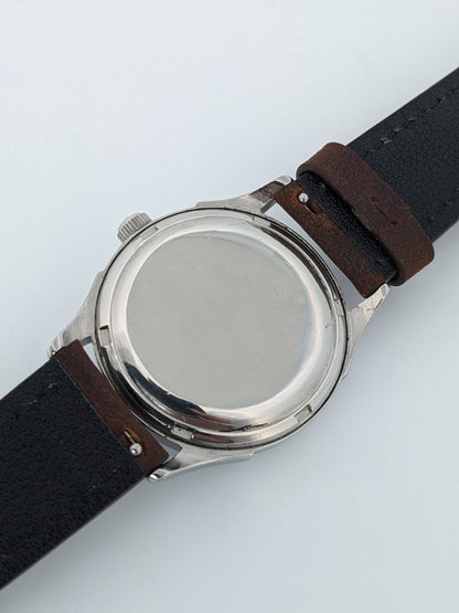 Faites une offre pour acheter cette pièce avant sa sortie officielle / Omega Automatic Bumper années 1940 