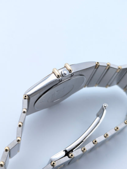 Faites une offre pour acheter cette pièce avant sa sortie officielle / Omega Constellation Chronometer de 1982 